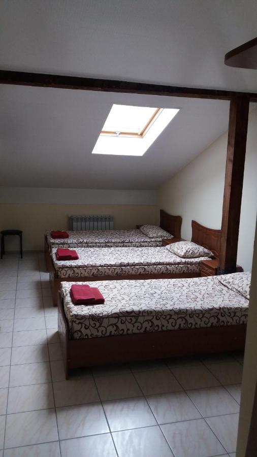 Hostel Vitan Львов Экстерьер фото